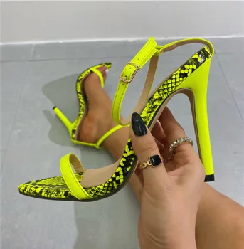 Femei Tocuri inalte 2023 Vara Noi Subliniat Toe Snake Print Design Sexy Tocuri Deget de la picior Deschis Grădină Pantofi de Petrecere Roma Femei Pompe