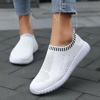 Șosete Pantofi de Femeie Lumina Apartamente Plus Dimensiune 2021 Nou Fierbinte Vinde Alunecare Rotund Deget de la picior Confortabil Respirabil Adidasi Casual pentru Femei Pantofi