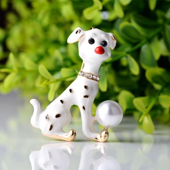 Dalmatieni drăguț Câine Brosa pentru Femei Email Broșe Ace de Metal Pearl Desene animate Câine Ieftin Pin Rever Barbati Copii Sac de Bijuterii Brosche