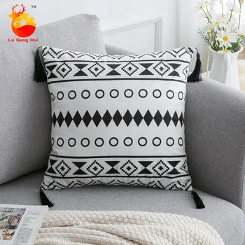 Stilul boem simplu canapea extensibilă pernele de acoperire alb negru fata de perna dreptunghiulara moale geometrice ciucure decor acasă